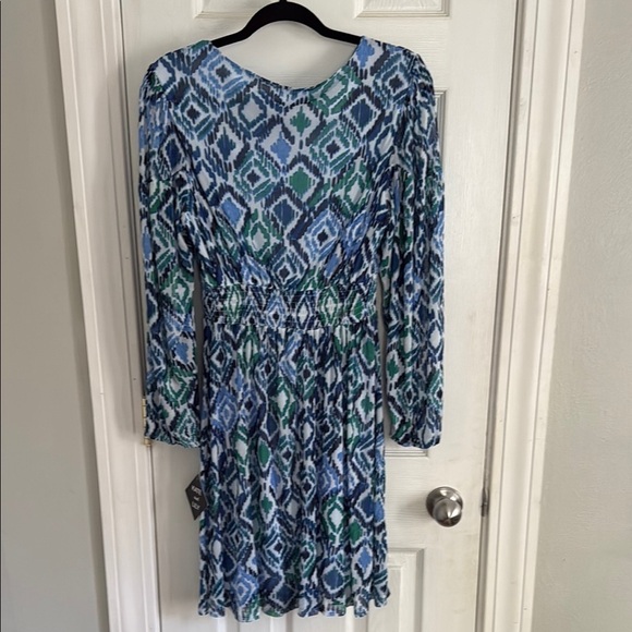 KATE and LILY Blue Bell Sleeve Crew Neck Sundress - Picture 3 of 11